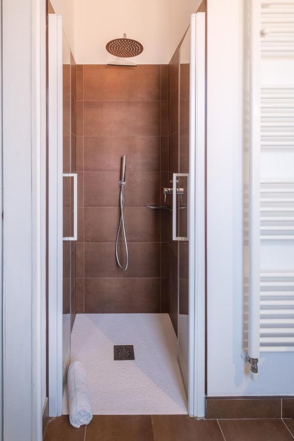 Fabula Rooms 3 Suites With Private Bathroom Болонья Экстерьер фото